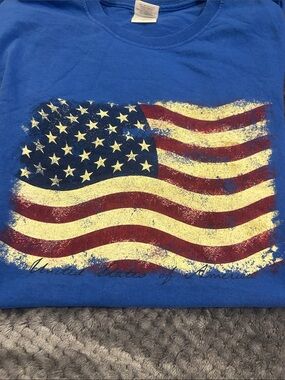 Super Cool Excellent Condition Men’s USA US Flag Patriotic SzXL Blue Tshirt